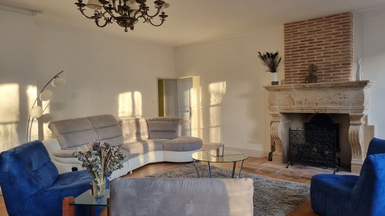 Photo of Livingroom in Bruniquel