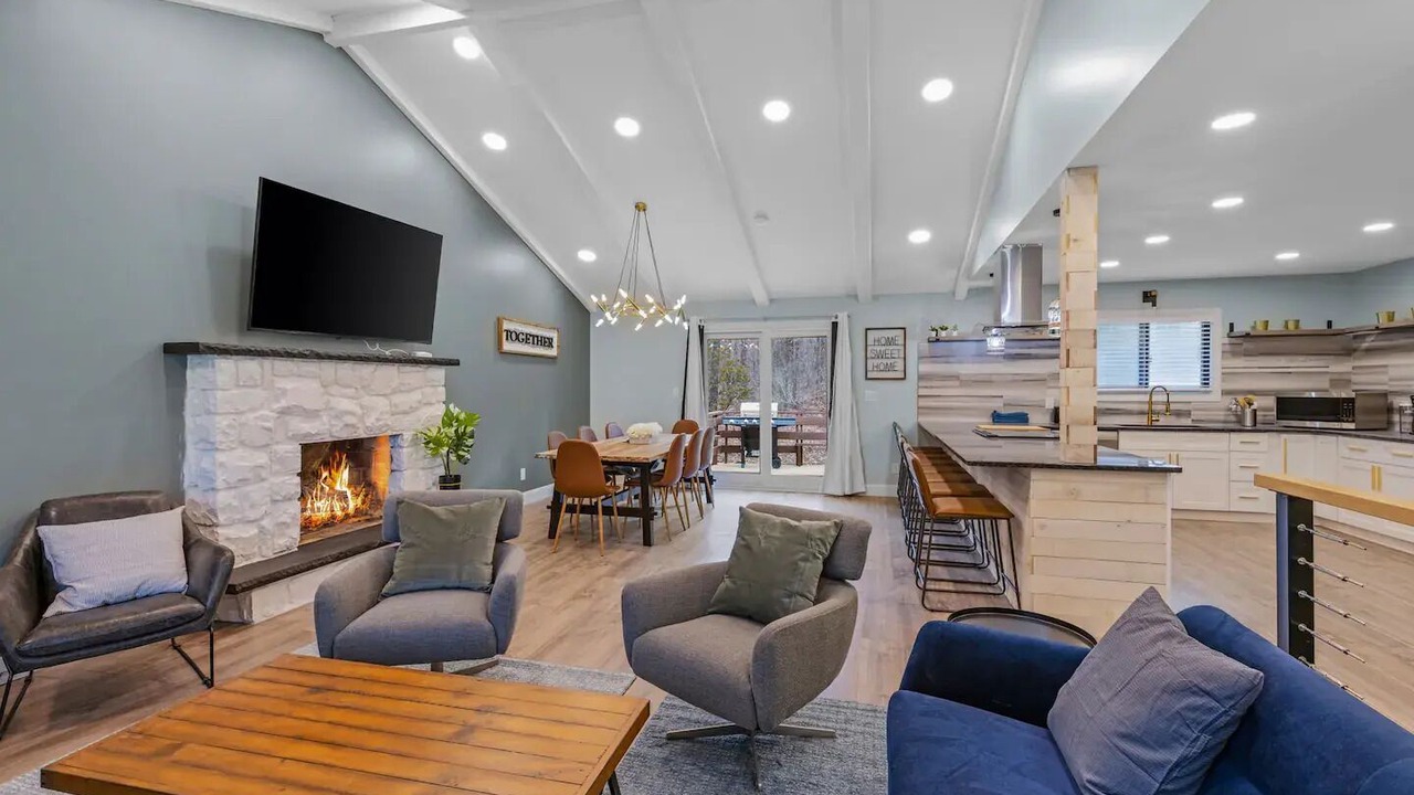 Photo of Livingroom in Watertown