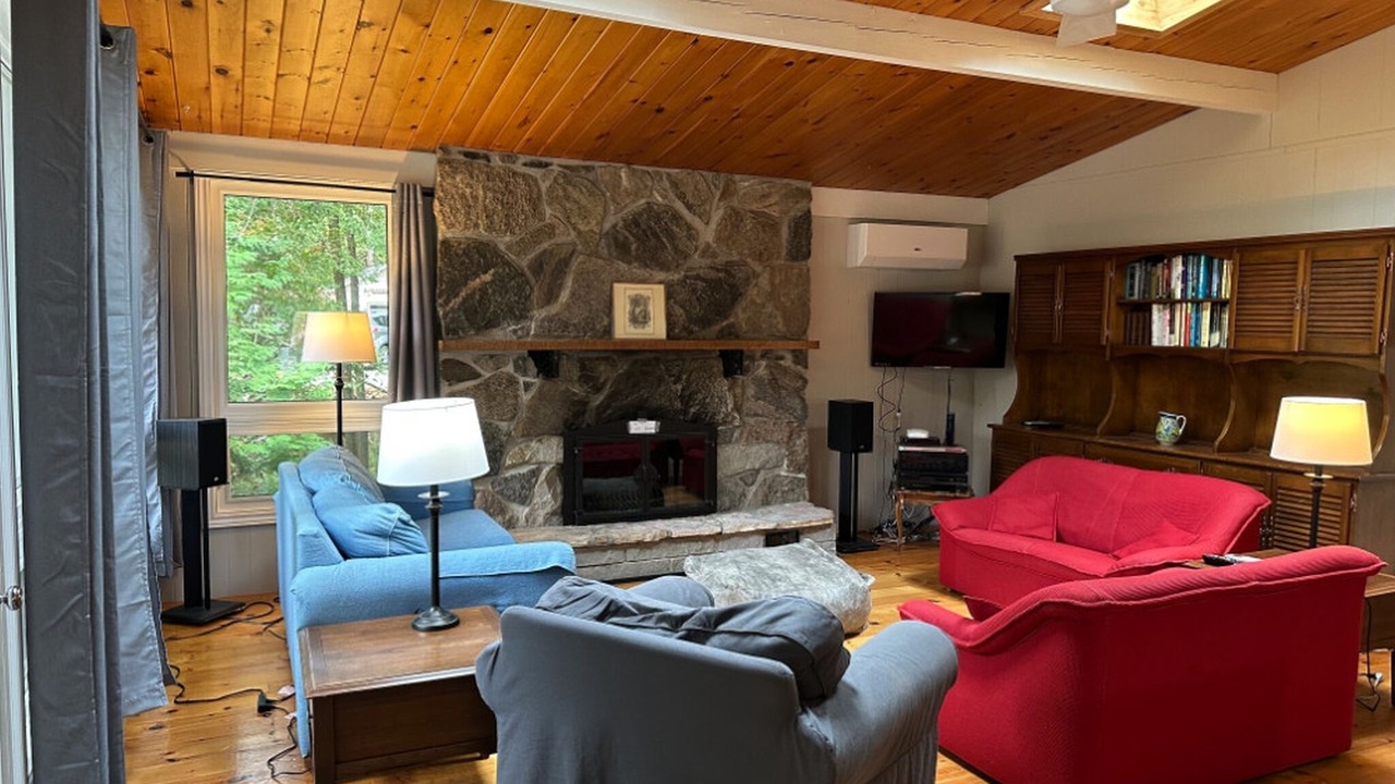Photo of Livingroom in Saugeen Shores