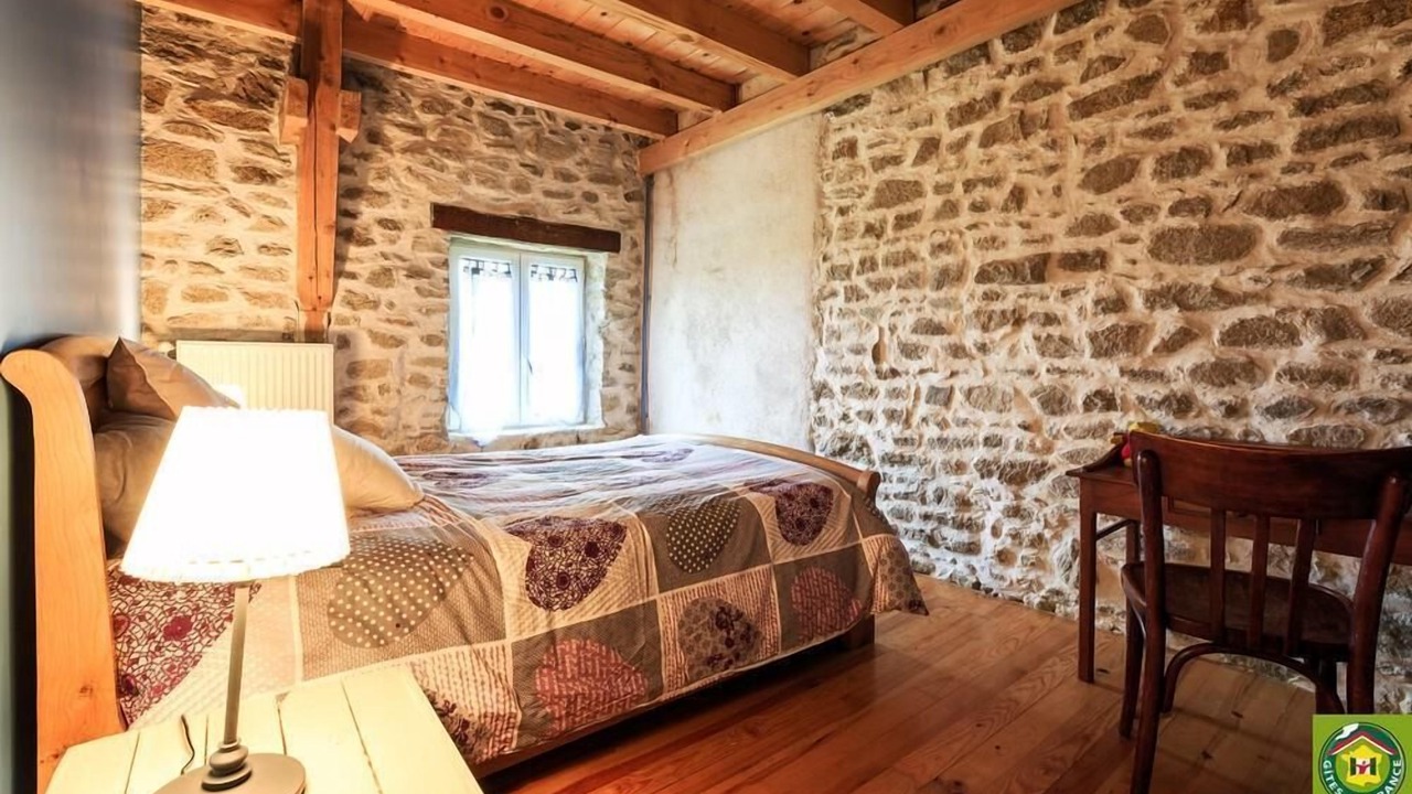 Photo of Others in Prondines