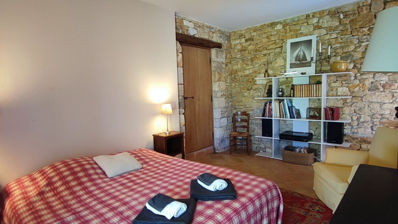 Photo of Others in Cenac-et-Saint-Julien