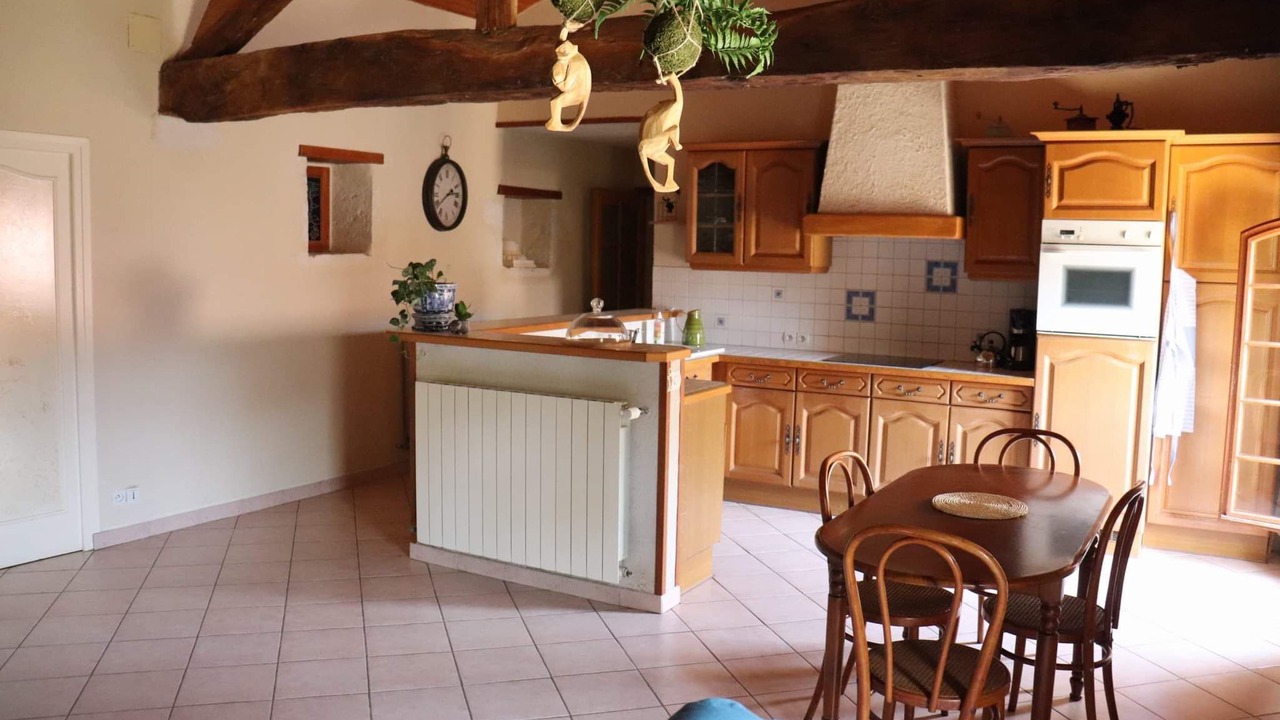 Photo of Kitchen in Biran