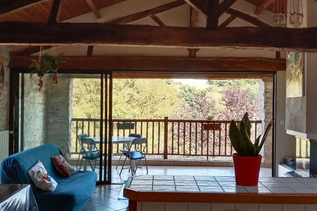 Photo of Outdoor in Biran