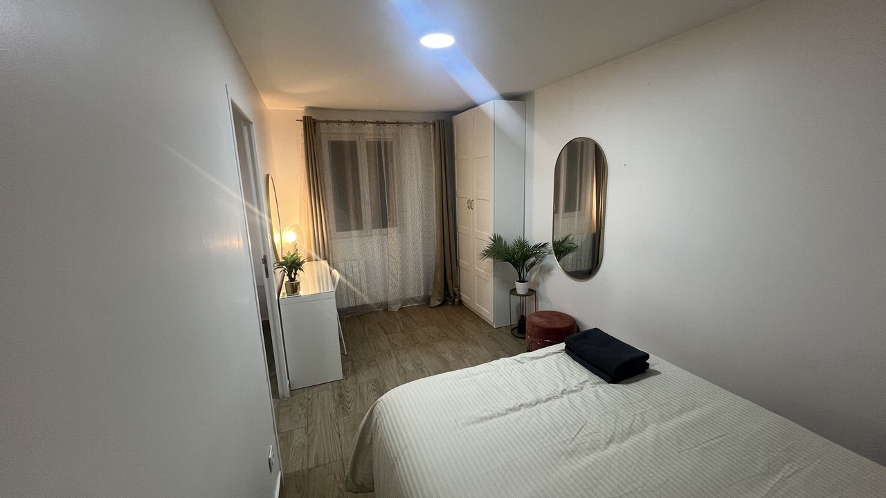 Photo of Others in Bondy