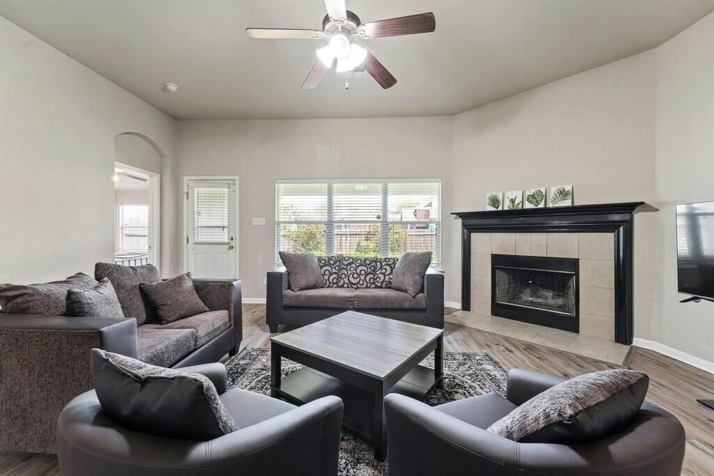 Photo of Livingroom in Manor