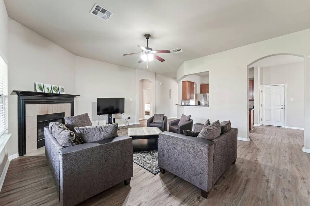 Photo of Livingroom in Manor