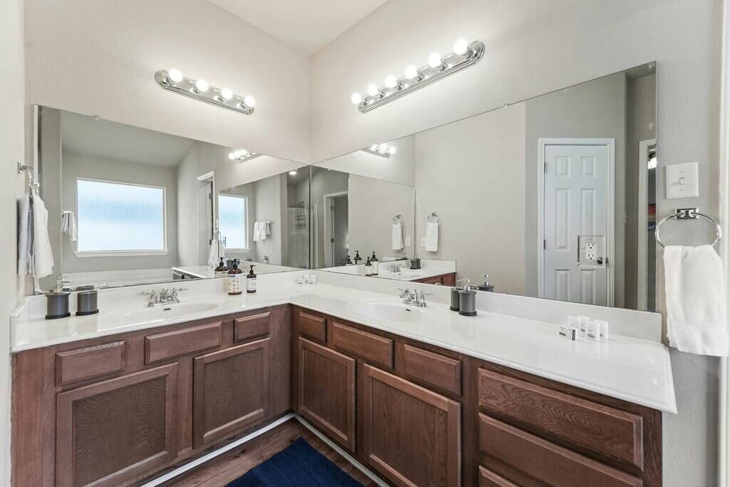 Photo of Bathroom in Manor
