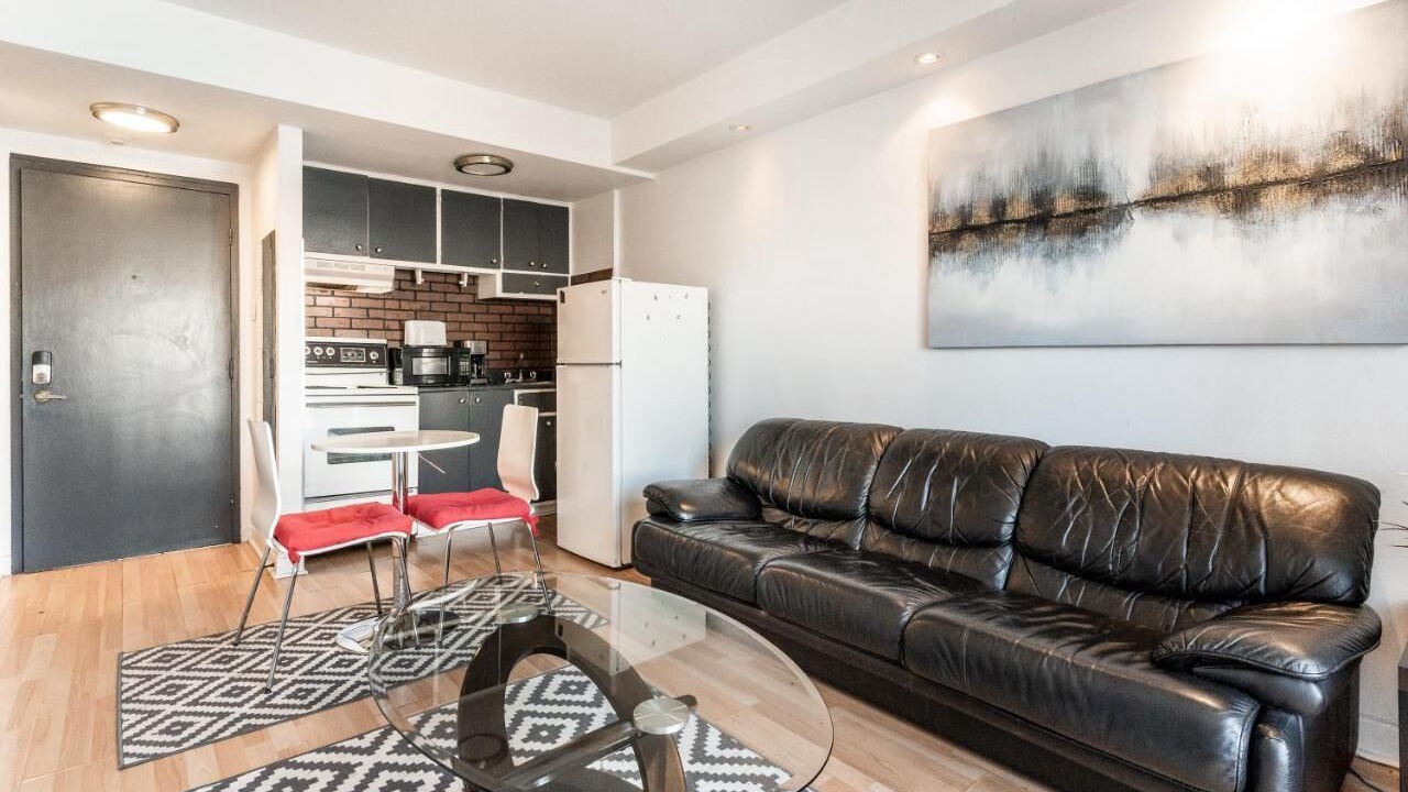 Photo of Livingroom in De Lorimier