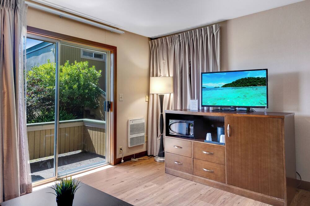 Photo of Others in Bodega Bay