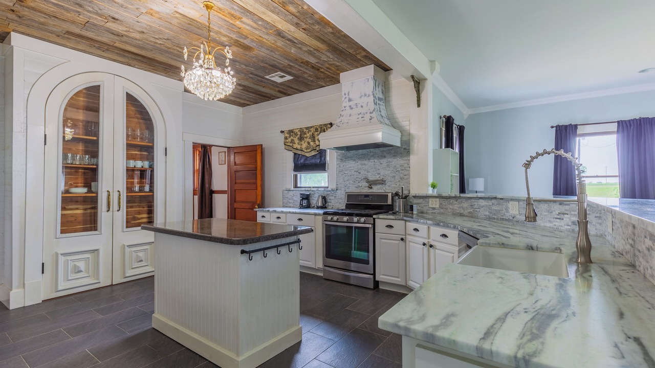 Photo of Kitchen in Manor