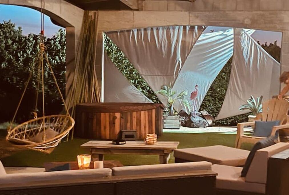 Photo of Outdoor in Lapeyrouse-Mornay