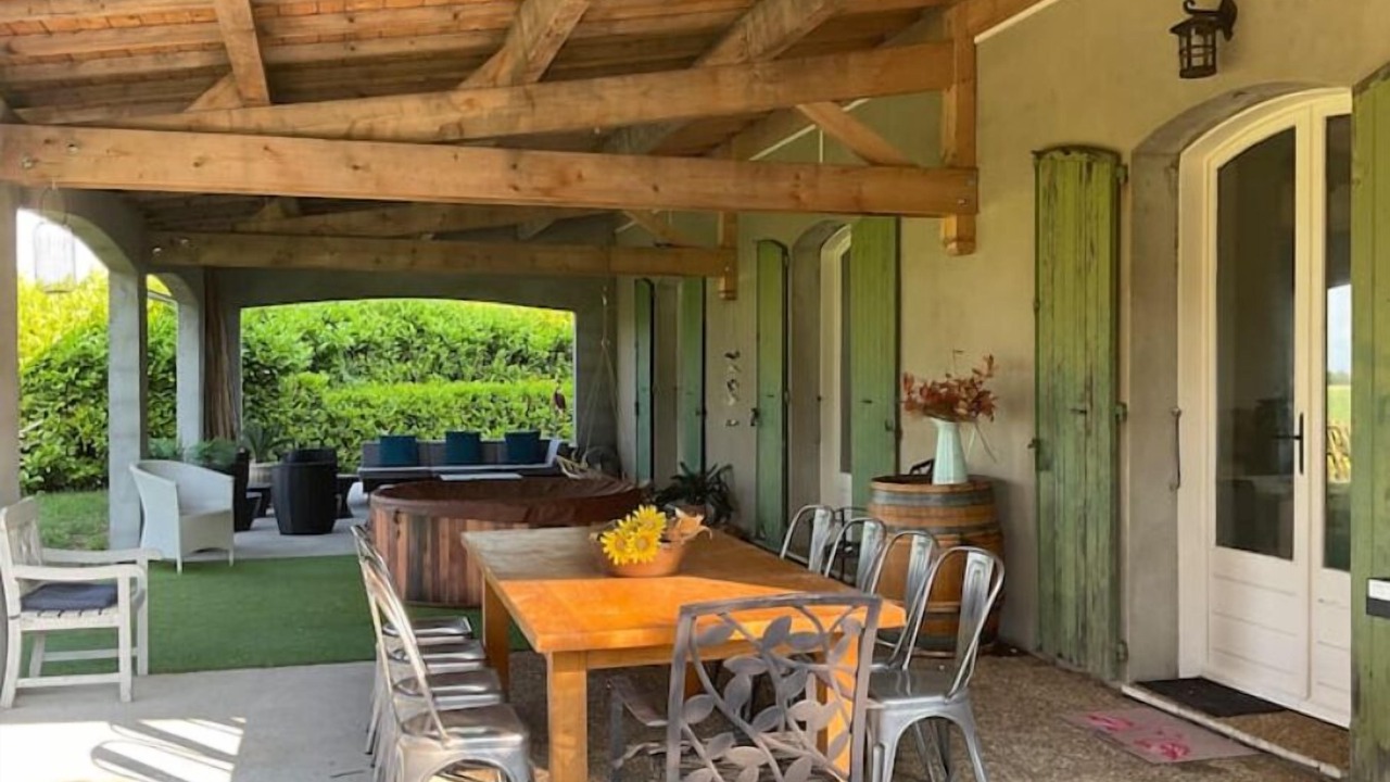 Photo of Outdoor in Lapeyrouse-Mornay