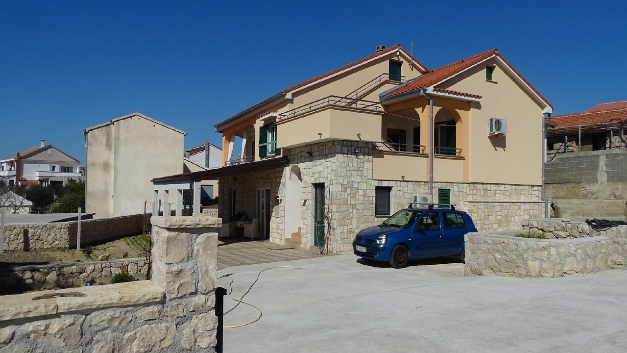 Photo of Outdoor in Rtina
