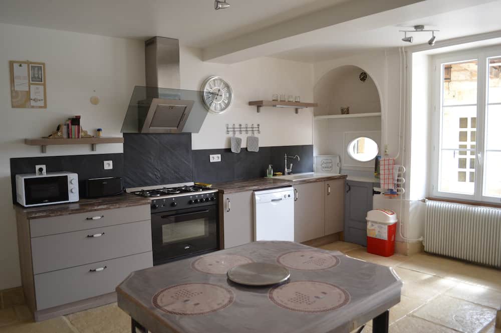 Photo of Kitchen in Bellenod-sur-Seine