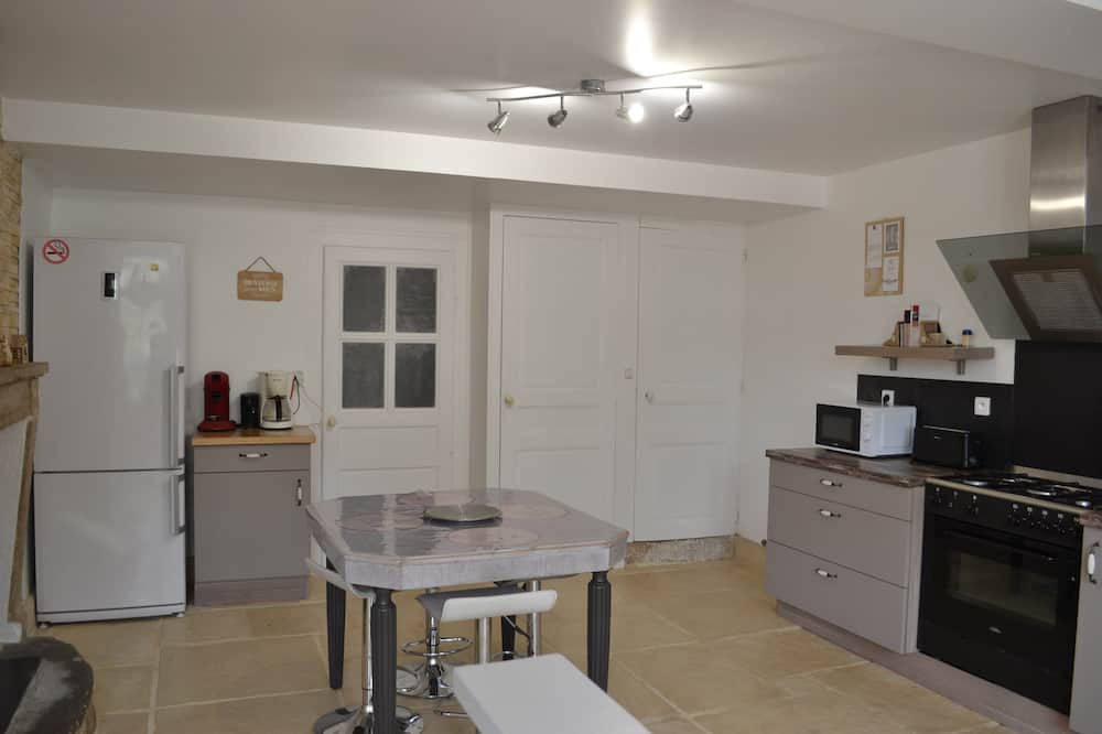 Photo of Kitchen in Bellenod-sur-Seine