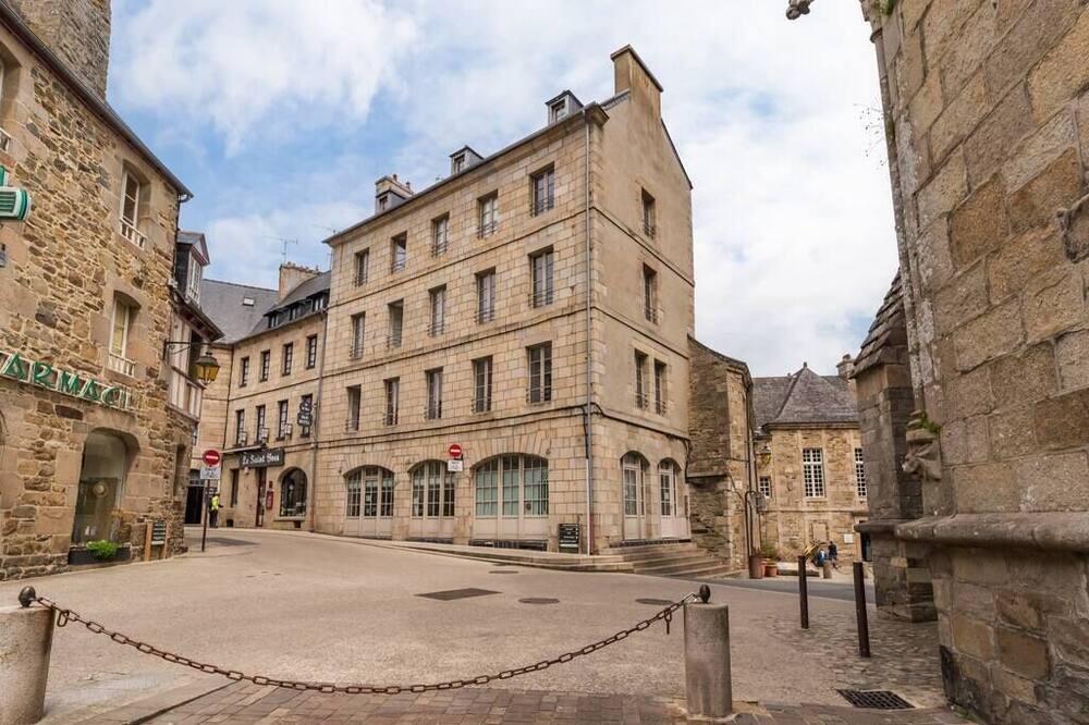 Photo of Outdoor in Treguier