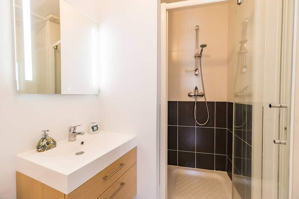 Photo of Bathroom in Treguier