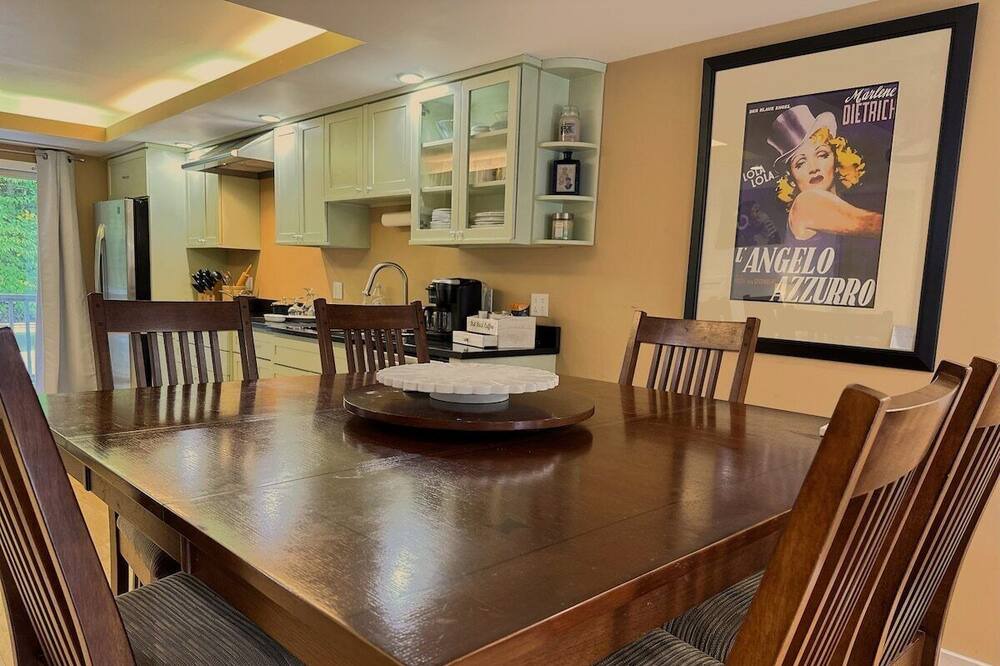 Photo of Others in Hunter