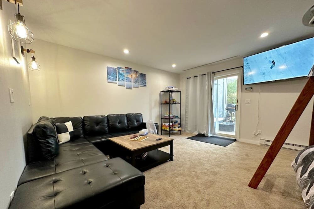 Photo of Others in Hunter