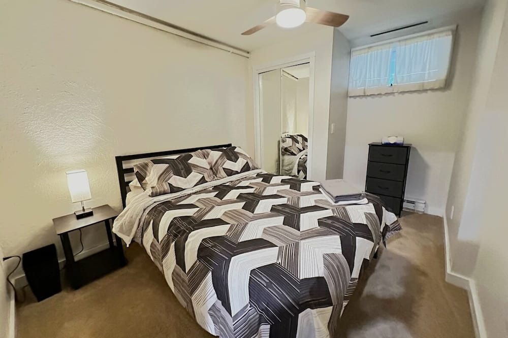 Photo of Others in Hunter