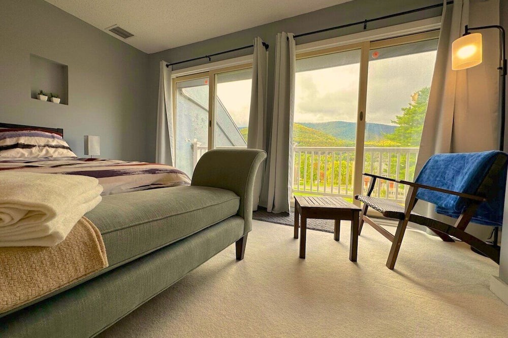 Photo of Others in Hunter