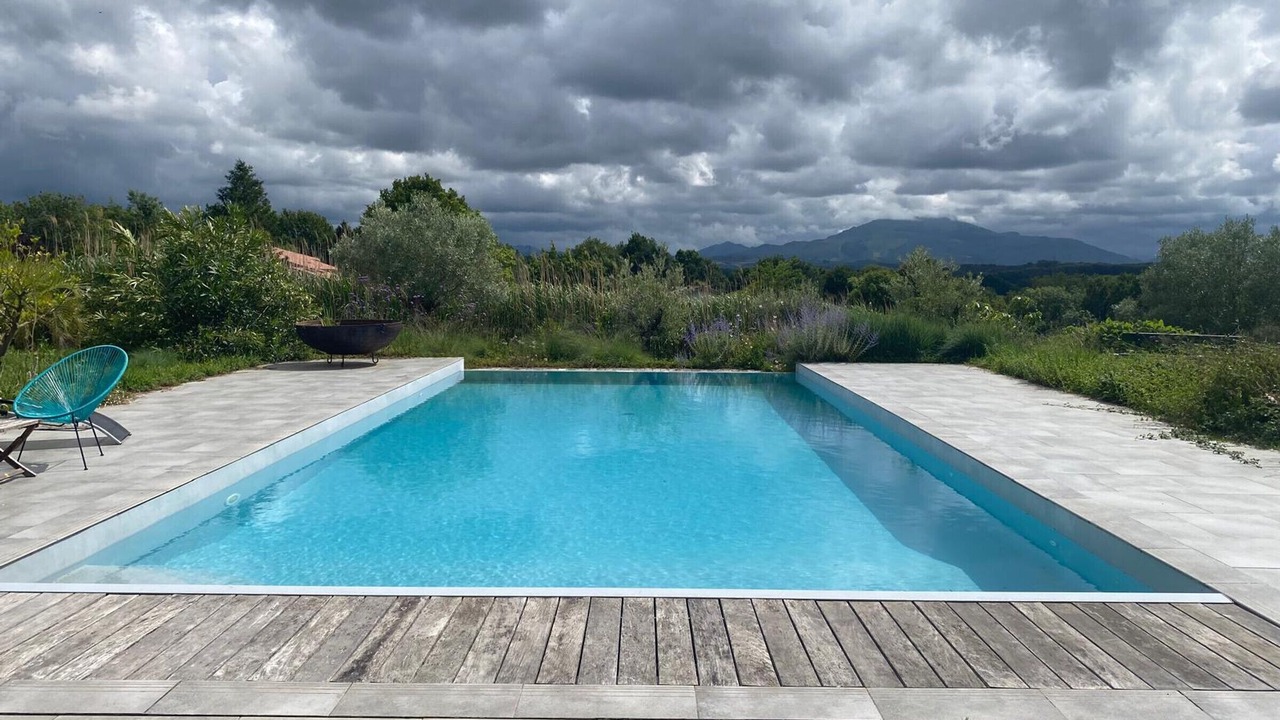 Photo of Outdoor in Arbonne