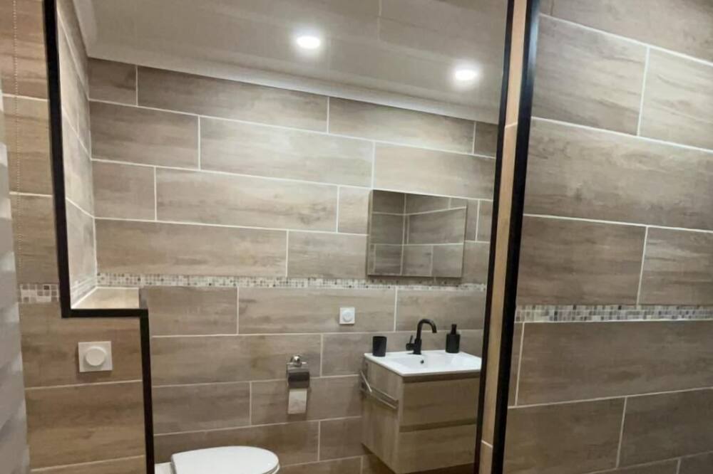 Photo of Bathroom in Antoigny