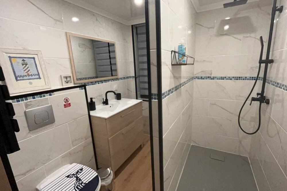 Photo of Bathroom in Antoigny