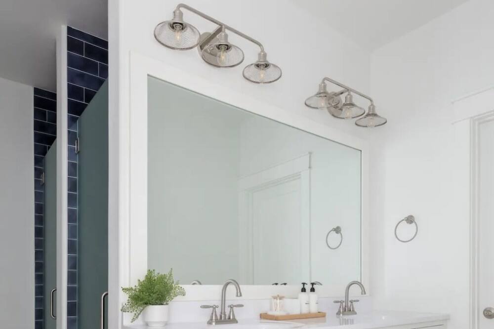 Photo of Bathroom in Galveston