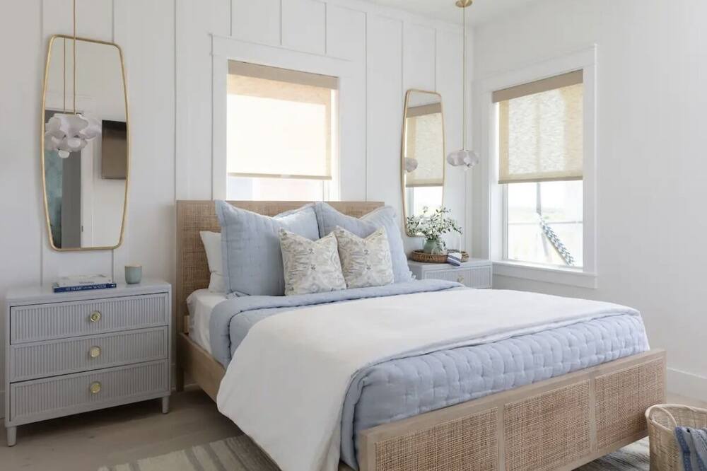 Photo of Bedroom in Galveston
