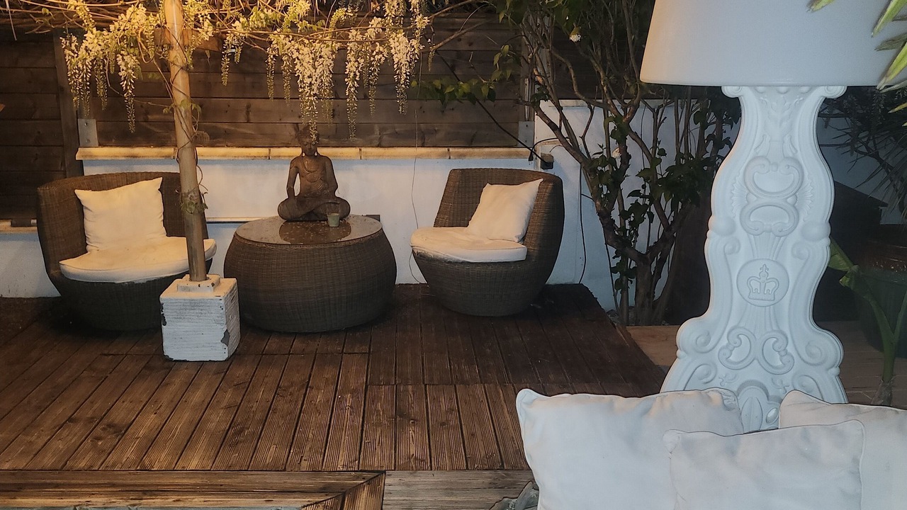 Photo of Patio Balcony in Saint-Pantaleon-de-Larche