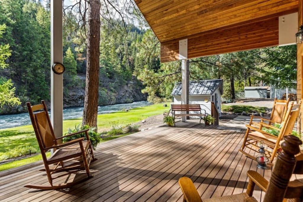 Photo of Patio Balcony in Naches