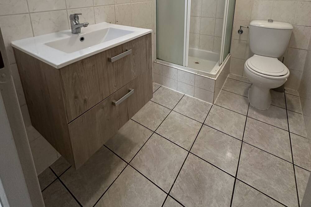 Photo of Bathroom in Montagnac