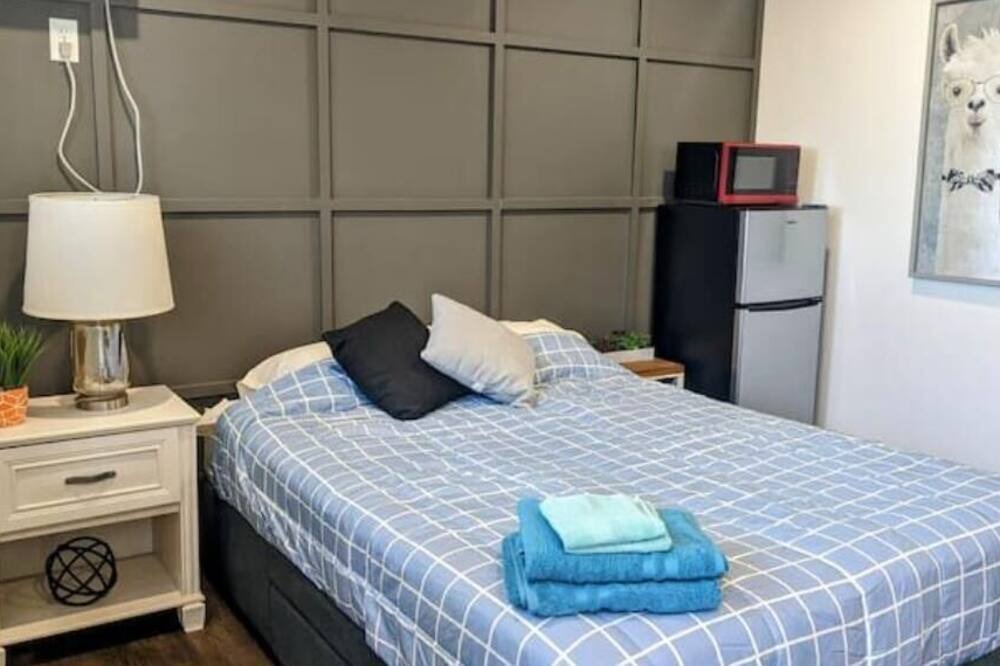 Photo of Bedroom in Winslow