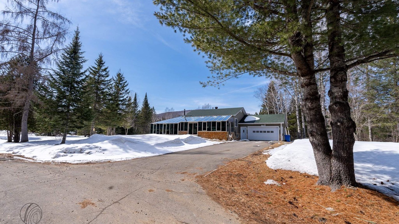 Photo of Outdoor in Notre-Dame-de-la-Merci