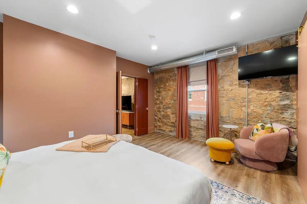 Photo of Bedroom in Stone Mountain Historic Village