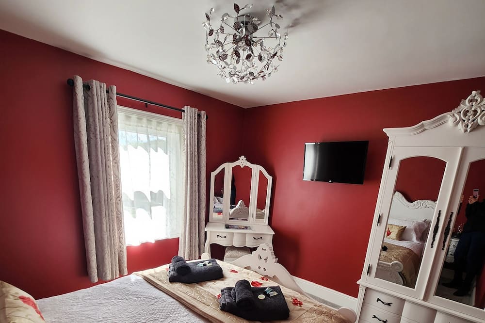 Photo of Bedroom in Dartmoor Forest