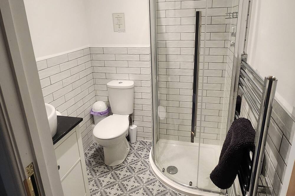 Photo of Bathroom in Dartmoor Forest