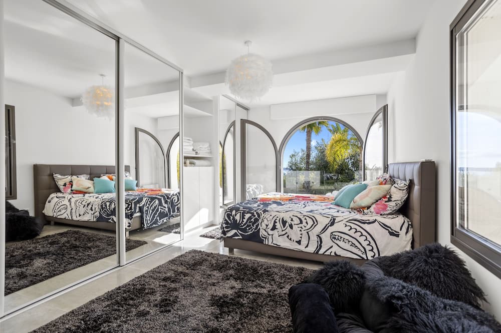 Photo of Bedroom in Golfe Juan