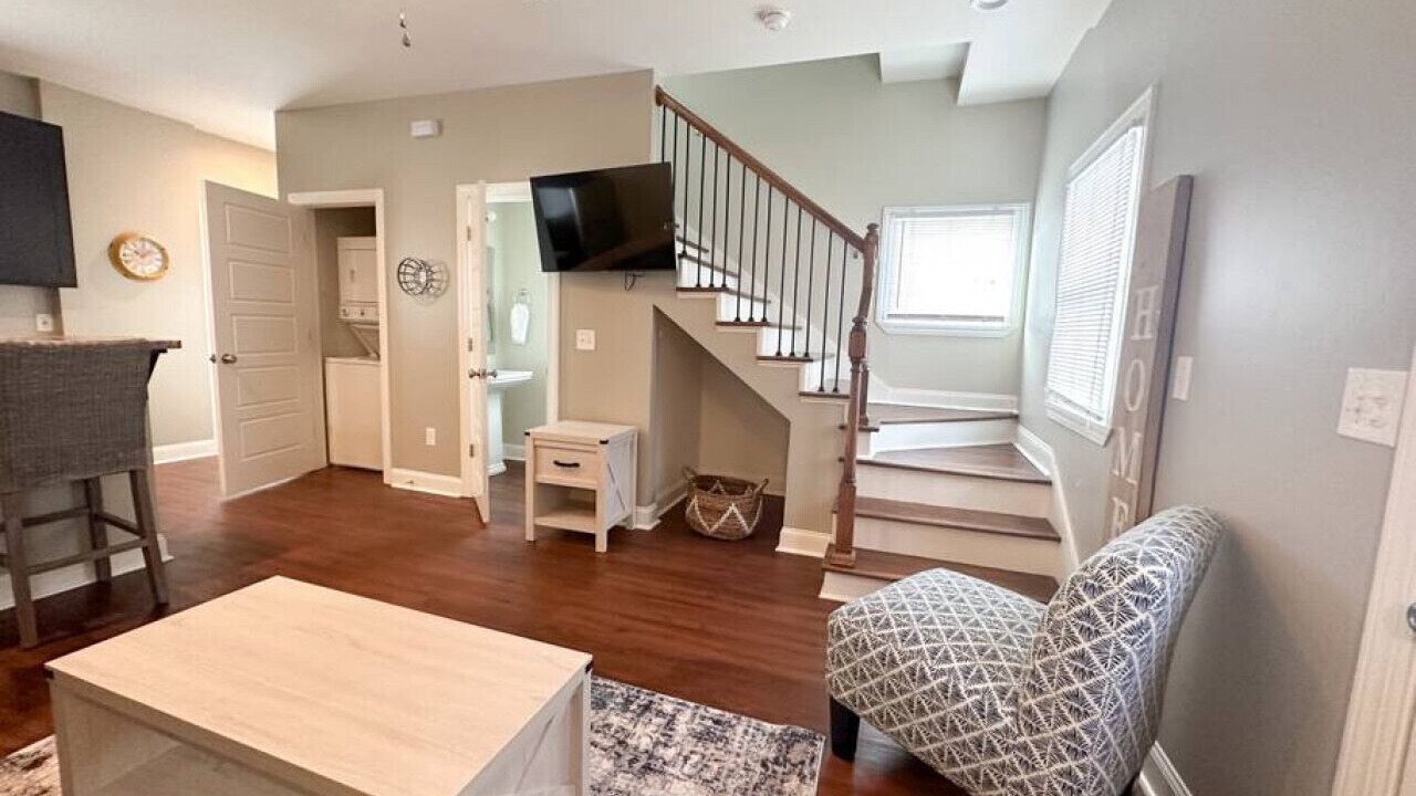 Photo of Livingroom in MLK University