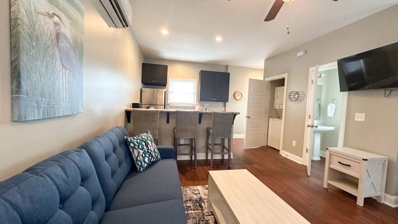 Photo of Livingroom in MLK University