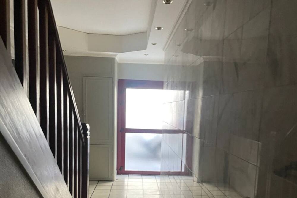 Photo of Others in Neuilly-sur-Seine