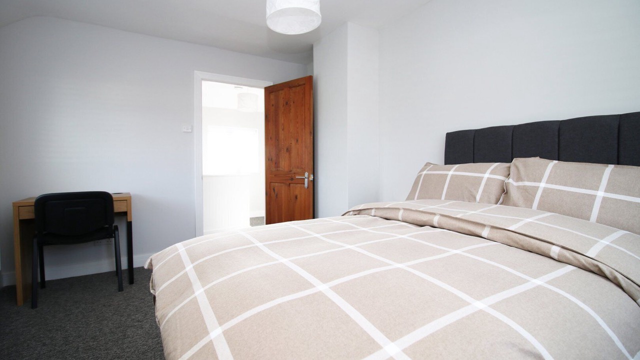 Photo of Others in Cribbs Causeway