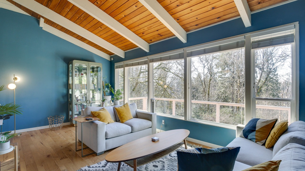 Photo of Livingroom in East Renton Highlands