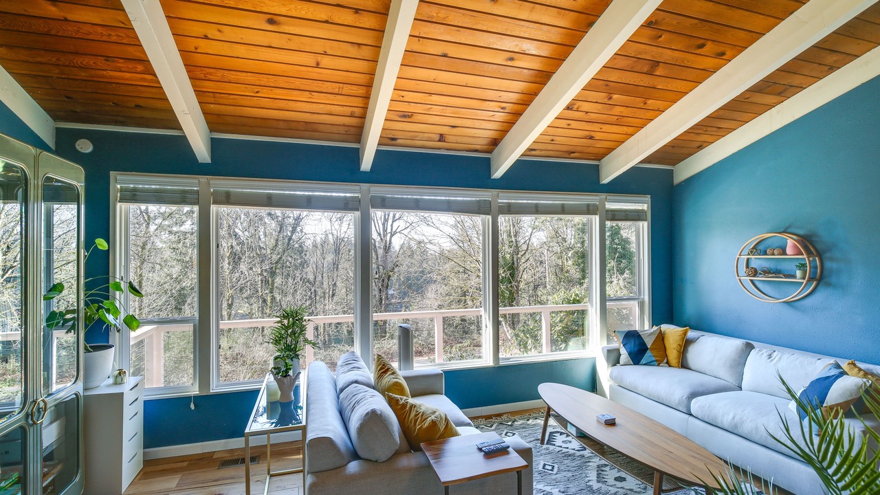 Photo of Livingroom in East Renton Highlands