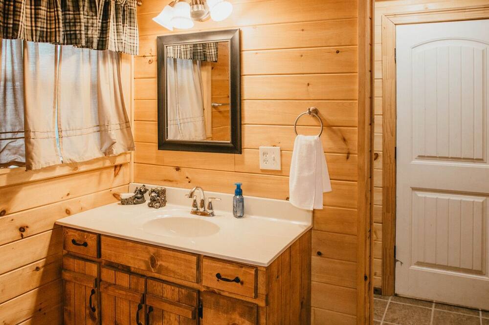 Photo of Bathroom in Pickens