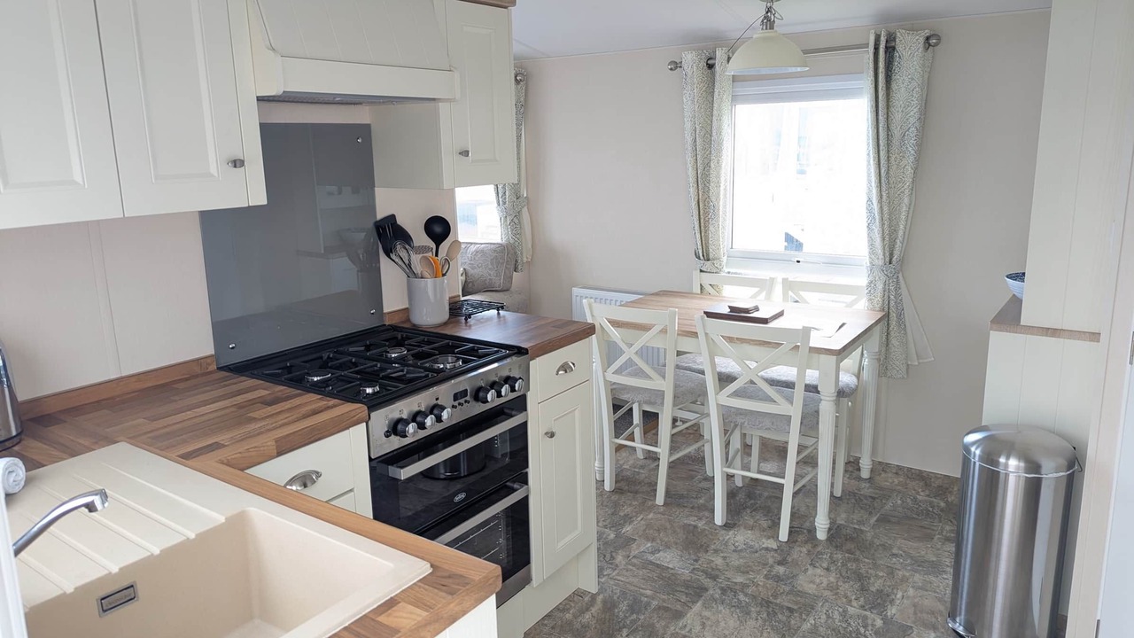 Photo of Kitchen in Holworth