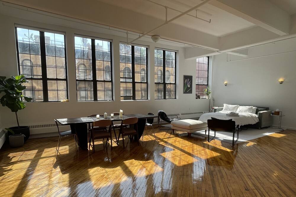 Photo of Others in Hoboken