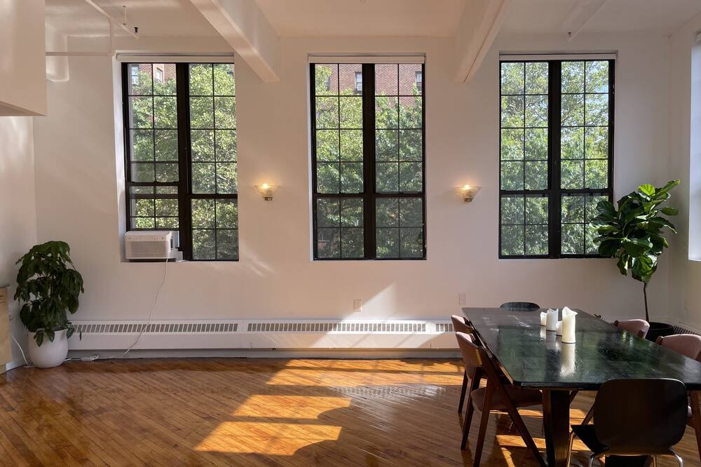 Photo of Others in Hoboken