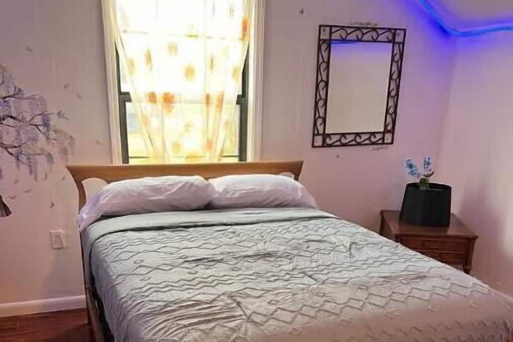 Photo of Bedroom in Wright